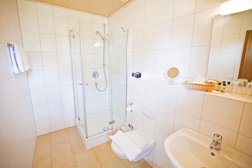 Hotel Gasthof Engel Appenweier Ruang foto